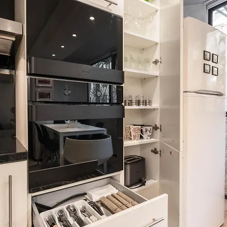 Aquamarine 2 Апартаменты *