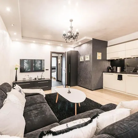 Aquamarine 2 Апартаменты