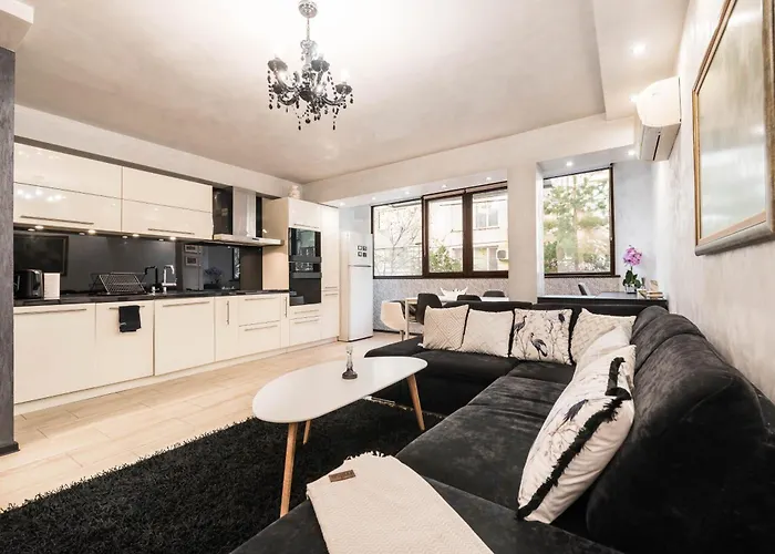 Aquamarine 2 * וארנה