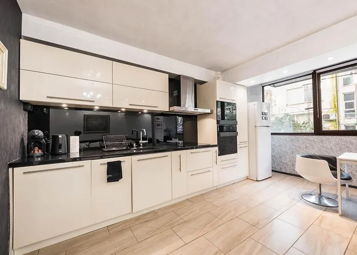 Aquamarine 2 דירה *