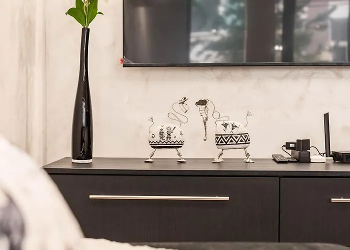 Aquamarine 2 * וארנה