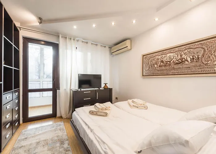 Aquamarine 2 וארנה